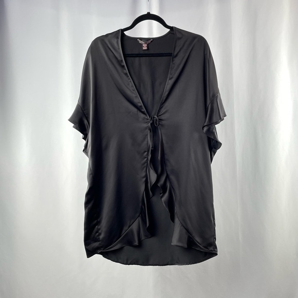 Victoria’s Secret Satin Tie Front LOVE Graphic Print Robe in Black One‎ Size - Picture 8 of 9